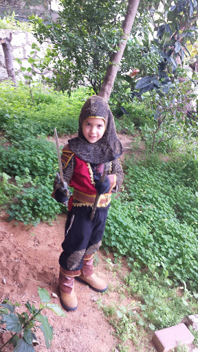 טוהר שמואלי בת 5 מבני ברק, התחפש לאביר