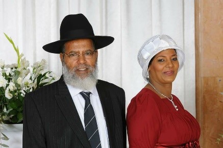 הרב אינברם ואישתו