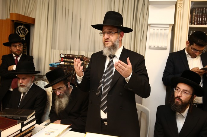 הרב ירון אשכנזי, חבר ועדת הרבנים של הידברות