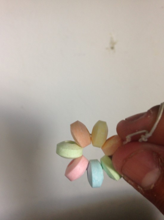 ולסיום, גולשים חביבים הכינו את לוגו הידברות משרשרת סוכריות