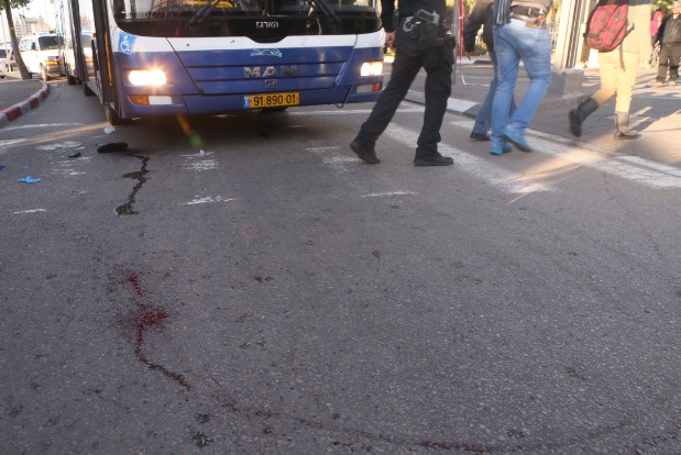 זירת הפיגוע בתל אביב (צילום: פלאש 90)