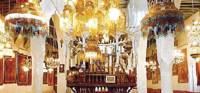 פנים בית הכנסת המפואר בג'ובאר לפני חורבנו