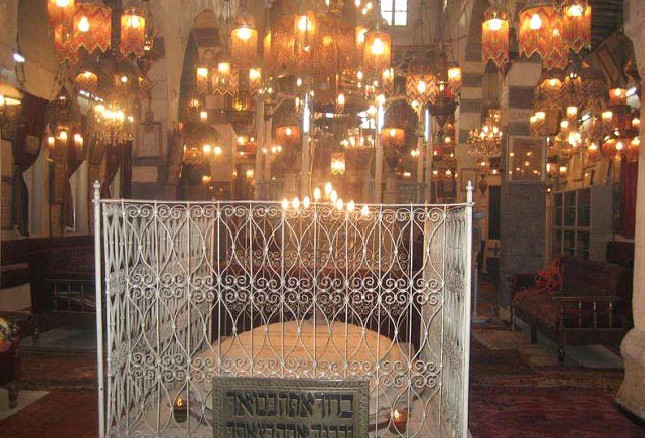 בית הכנסת בתפארתו