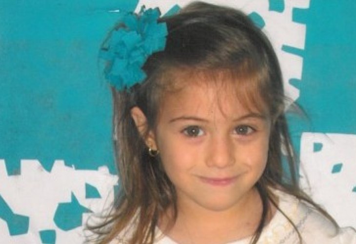 Simma Cohen in her childhood