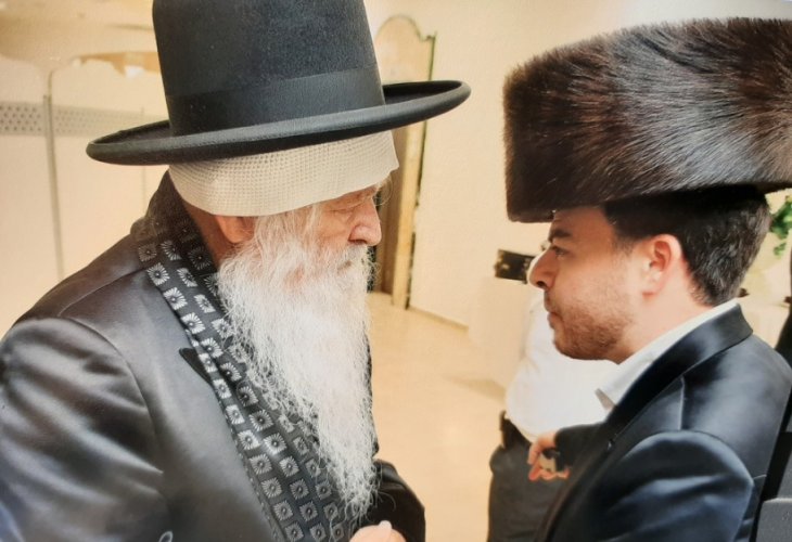 Cantor Eli Salomon with Grandfather Baba Leon Cantor Eli Salomon with Grandfather Baba Leon