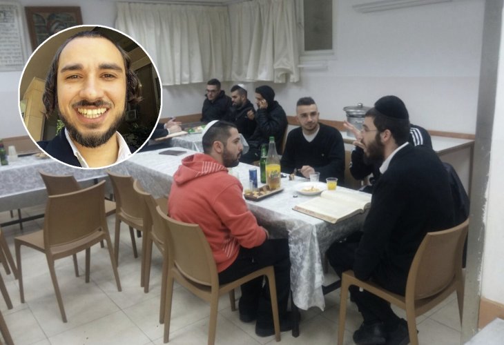 Rabbi Kfir (at the head of the table) with Oshri z’’l