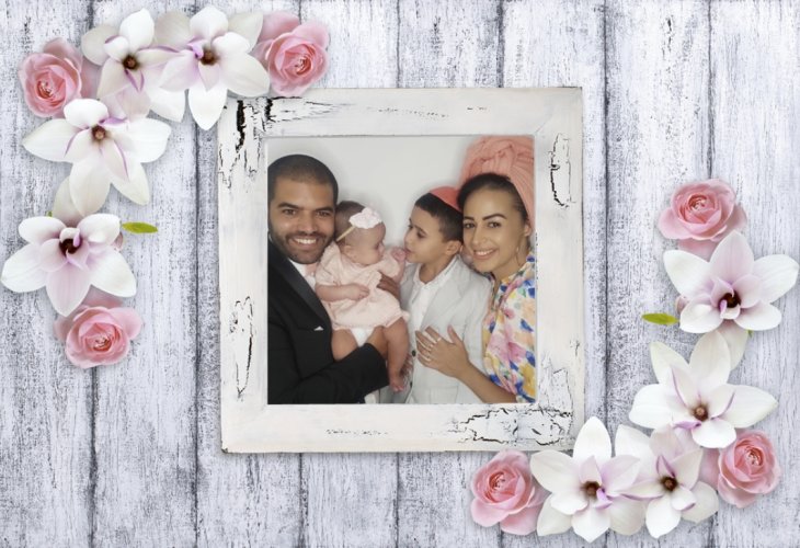 Liora Azulai and her family Liora Azulai and her family