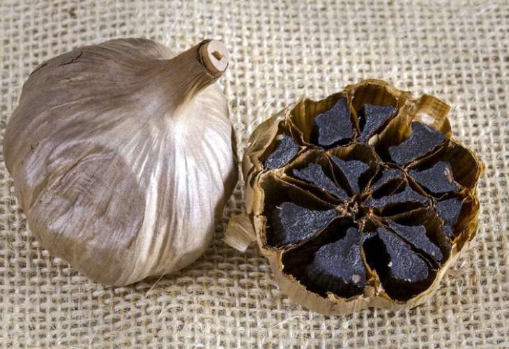 Black inside, white outside (Photo: shutterstock) Black inside, white outside (Photo: shutterstock)