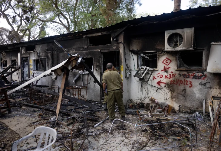 The massacre in Nir Oz (Photo: Chaim Goldberg / Flash90) The massacre in Nir Oz (Photo: Chaim Goldberg / Flash90)