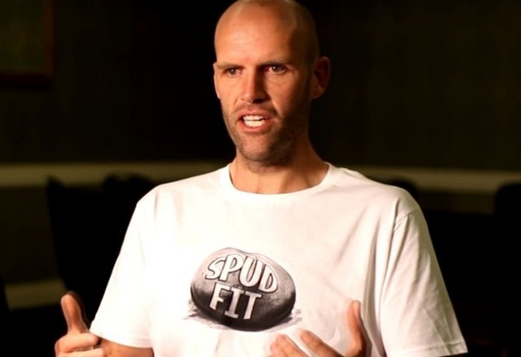 Andrew Flinders Taylor (Screenshot)