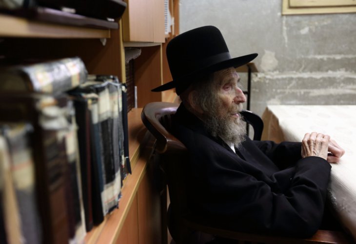 Rabbi Shteinman zt"l (Photo: Yaakov Nahumi / Flash 90) Rabbi Shteinman zt"l (Photo: Yaakov Nahumi / Flash 90)