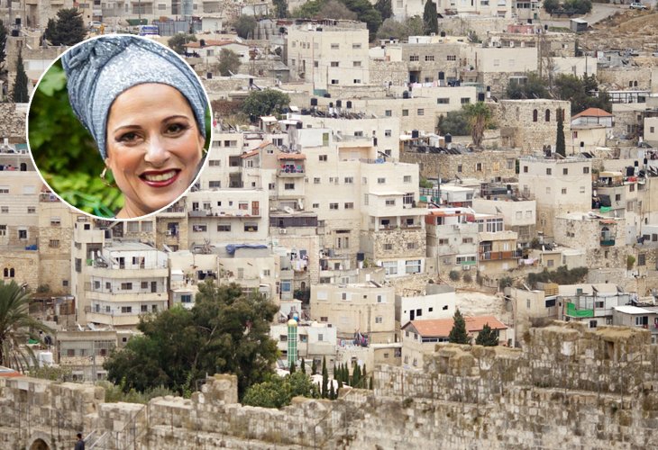 Inset: Efrat Petrazil (photo: shutterstock) Inset: Efrat Petrazil (photo: shutterstock)