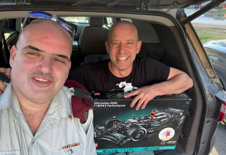 Left: Meir Cohen - The Lego Man. Right: Elisha Medan, who lost both legs in the war Left: Meir Cohen - The Lego Man. Right: Elisha Medan, who lost both legs in the war