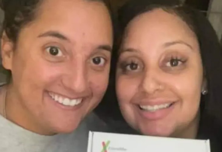 Cassandra Madison and Julia Tinetti - The best friends who found out they are sisters