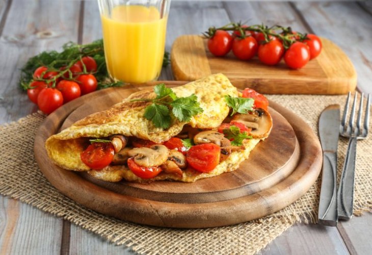 Typical Israeli breakfast (Photo: shutterstock) Typical Israeli breakfast (Photo: shutterstock)