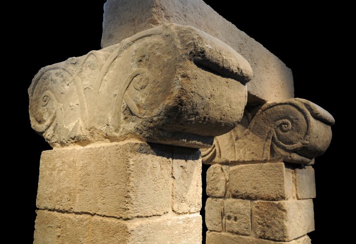 Column capitals resembling a Torah scroll, from the palace of the kings of Israel at Hazor Column capitals resembling a Torah scroll, from the palace of the kings of Israel at Hazor