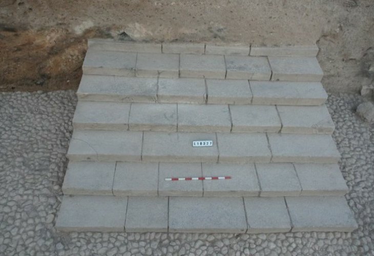 The rare steps (Photo: Hazor Diggings Foundation in memory of Yigael Yadin) The rare steps (Photo: Hazor Diggings Foundation in memory of Yigael Yadin)