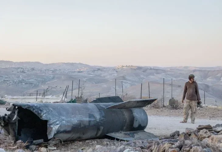 Remains of an Iranian rocket in Israel (Chaim Goldberg/Flash90)