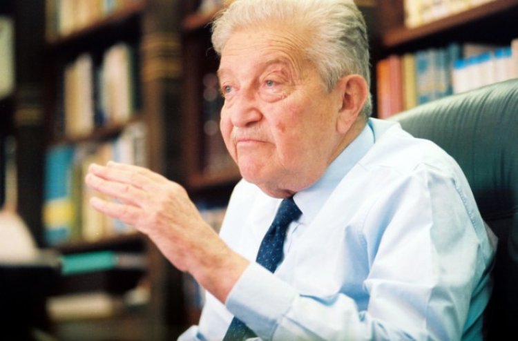 עזר ויצמן (צילום ארכיון: פלאש 90)