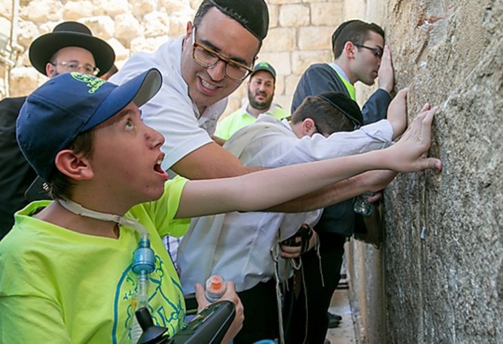 (צילומים: אוהד צויגנברג)