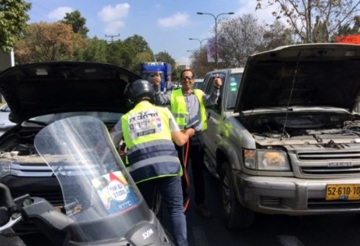 מתנדבי 'ידידים' בפעולה 