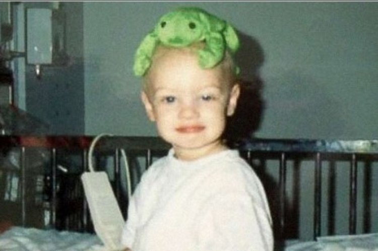 מונטנה בראון בגיל שנתיים, לכשאובחנה עם הסרטן (צילום מסך)