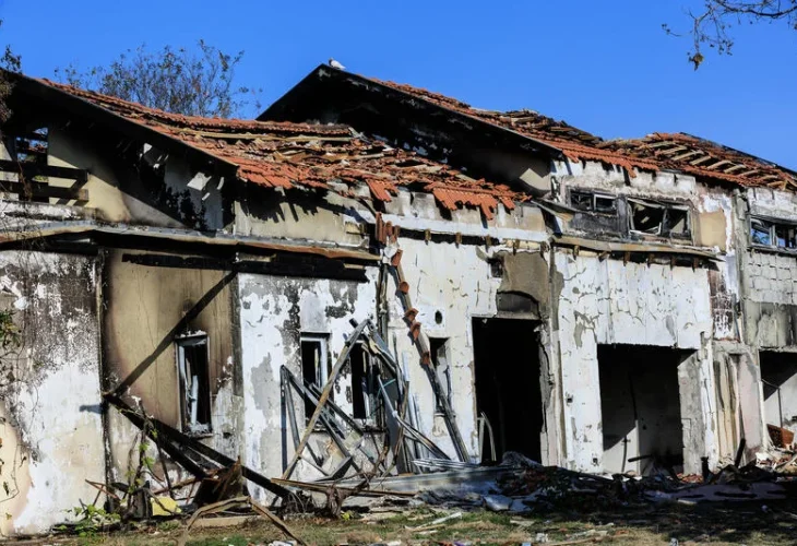 ההרס בקיבוץ בארי לאחר הטבח, דצמבר 2023 (צילום: משה שי, פלאש 90)