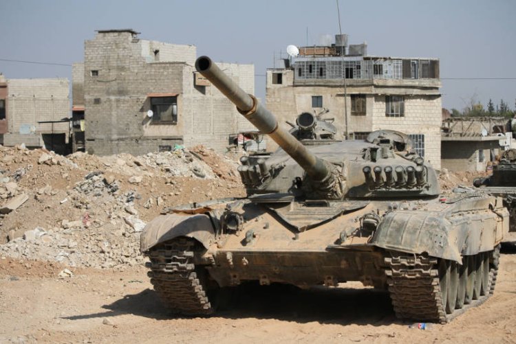 טנק סורי במלחמה, תמונת ארכיון (צילום: שאטרסטוק)