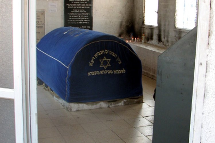 קבר חבקוק הנביא