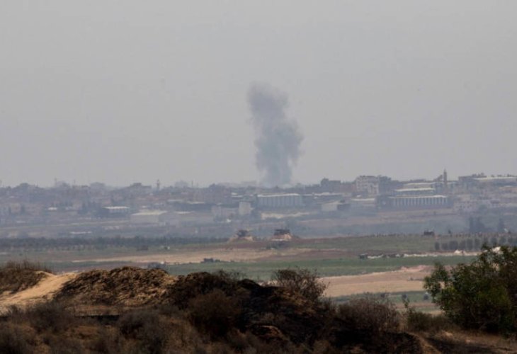 מתקפה ישראלית ברצועה, תמונת ארכיון (צילום: יונתן זינדל, פלאש 90)