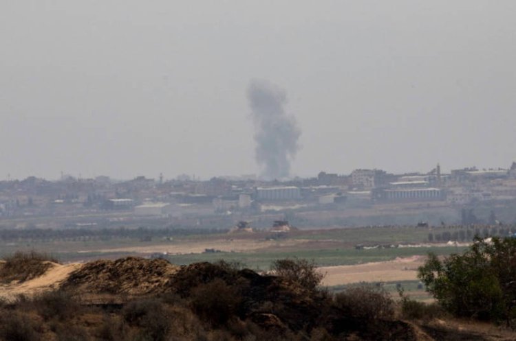 מתקפה ישראלית ברצועה, תמונת ארכיון (צילום: יונתן זינדל, פלאש 90)