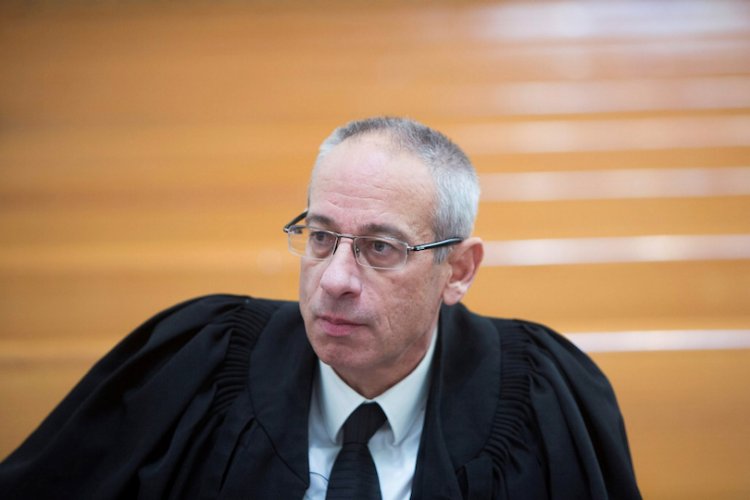 פרקליט של נתניהו, נבות תל-צור בדיון בבית המשפט העליון (צילום: יונתן זינדל, פלאש 90)