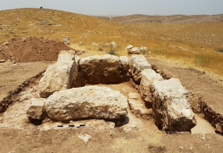 שרידיו של מגדל התצפית העתיק (צילום: רשות העתיקות)