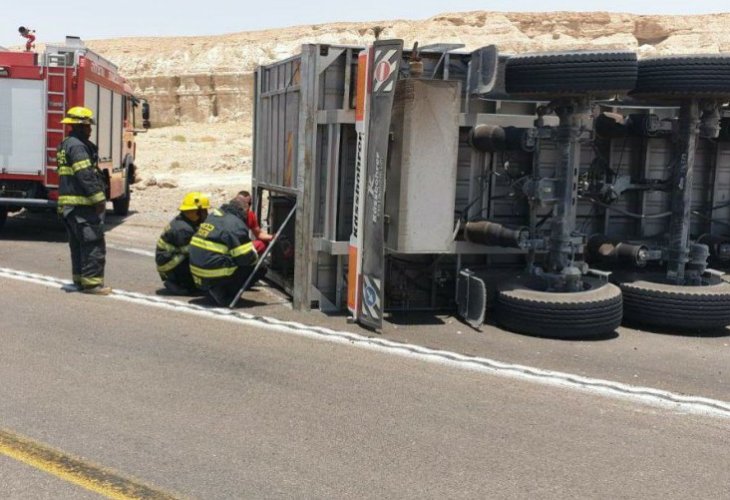 (צילום: ניסים עמר, דובר כבאות והצלה נגב מזרחי)