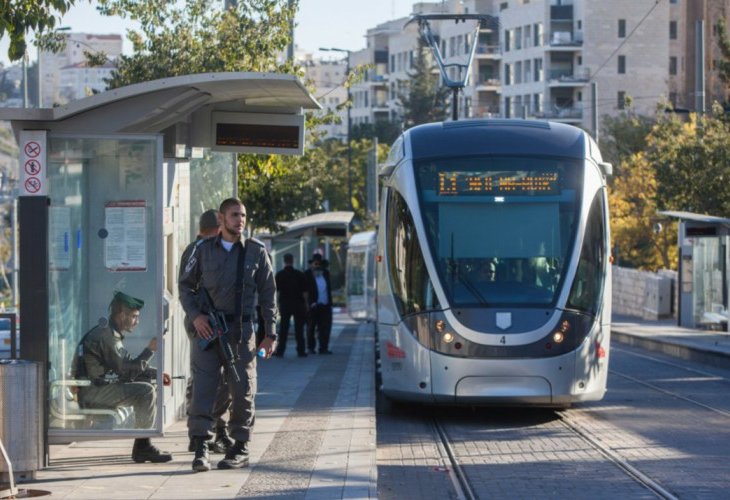 הרכבת הקלה בירושלים (צילום: יונתן זינדל, פלאש 90)