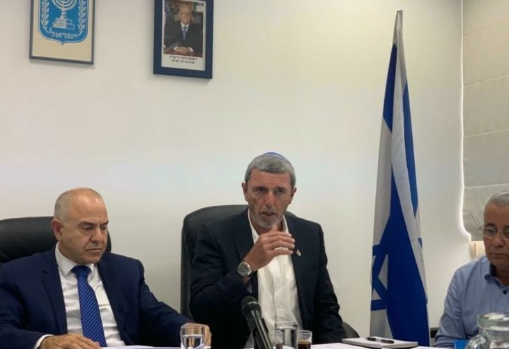 שר החינוך, הרב רפי פרץ, היום (קרדיט צילום: דוברות משרד החינוך)