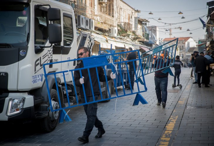 סגירת שוק מחנה יהודה, היום (צילום: יונתן זינדל, פלאש 90)