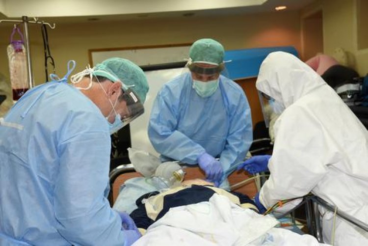 צוות בבית החולים סורוקה בבאר שבע