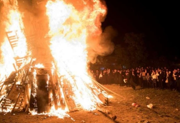 מדורת ל"ג בעומר (צילום: יונתן זינדל, פלאש 90)