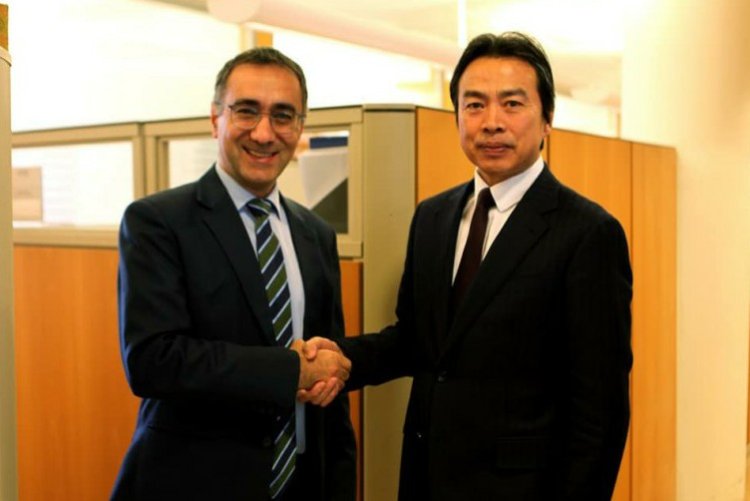 שגריר סין עם סמנכ"ל אגף אסיה והפסיפיק במשרד החוץ, גלעד כהן (צילום: דוברות משרד החוץ)