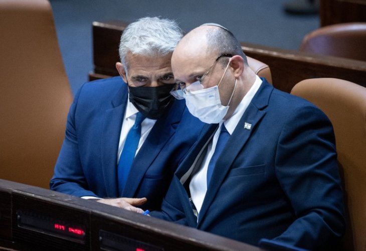 בנט ולפיד (צילום: יונתן זינדל, פלאש 90)