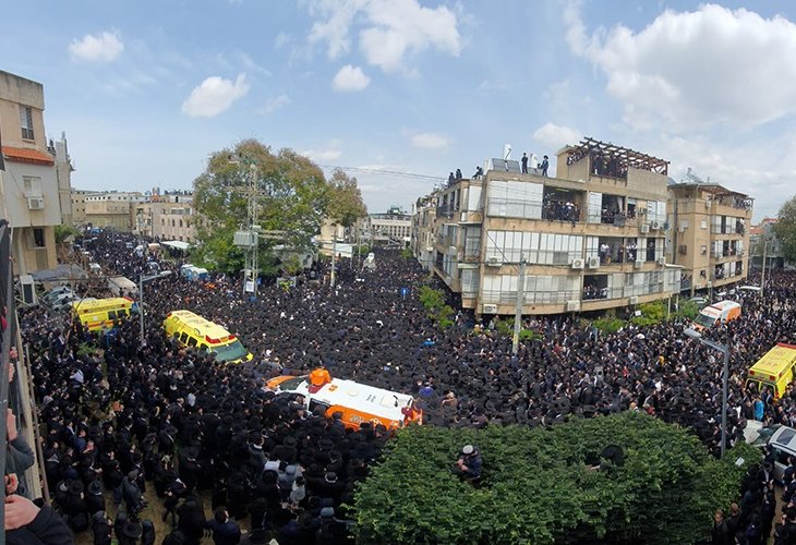 מסע הלווית הגר"ח קנייבסקי זצ"ל