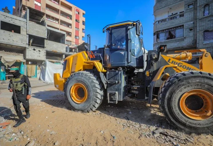 חמאס "מחפש" גופות חללים חטופים (צילום: פלאש90)