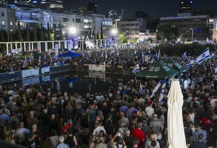 Habima Square in Tel Aviv (Avshalom Sassoni/Flash90)