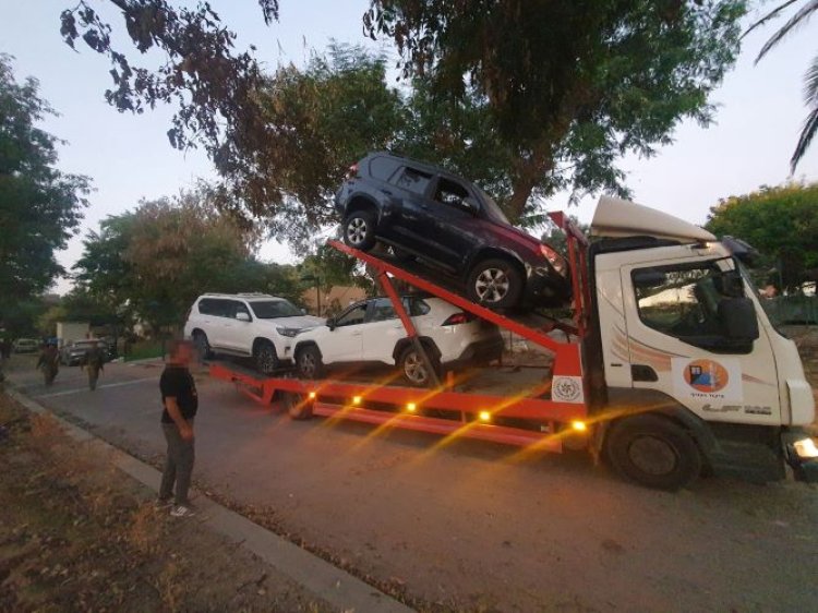 כלי הרכב שגנבו הנאשמים (צילום: דוברות משטרת ישראל)