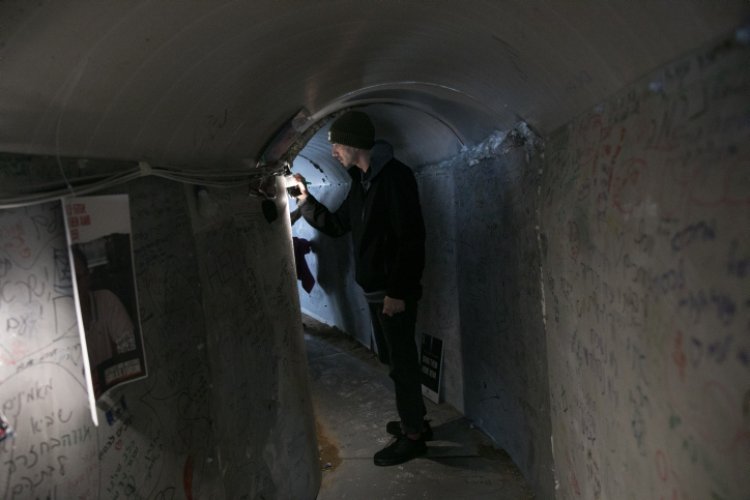 מיצג המנהרה בתל אביב (צילום: Miriam Alster/Flash90)