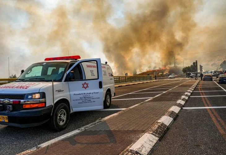 נפילת רקטה בצפון, ארכיון (צילום: אייל מרגולין, פלאש90)