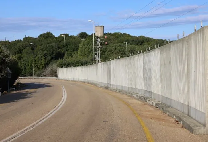 גבול לבנון במושב שתולה (צילום: חן לאופולד, פלאש90)