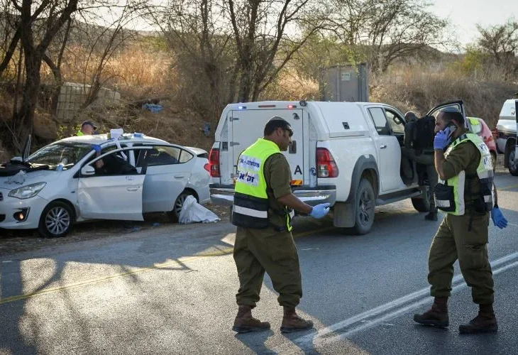 זירת הפיגוע, ארכיון (צילום: מיכאל גלעדי, פלאש90)