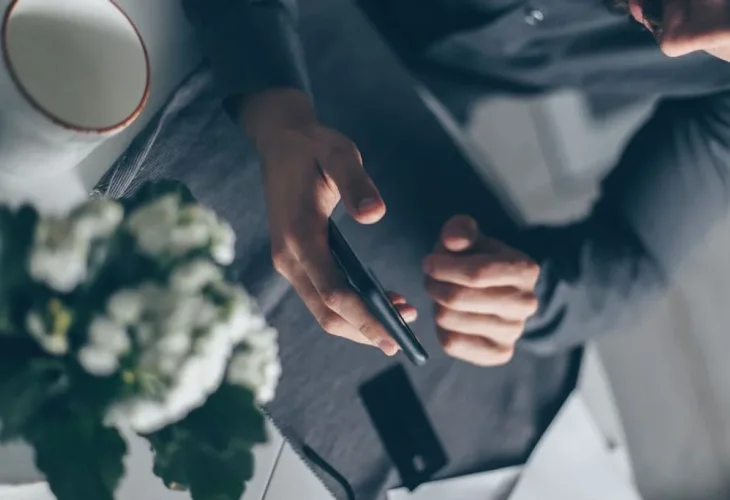 כרטיס ביקור דיגיטלי | PEXELS